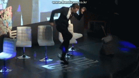 charlotte-the-ultimate-fangirl: Oh, Just some Tom dancing &lt;
