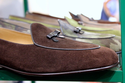 Bow-tie shoes - suede belgian loafers