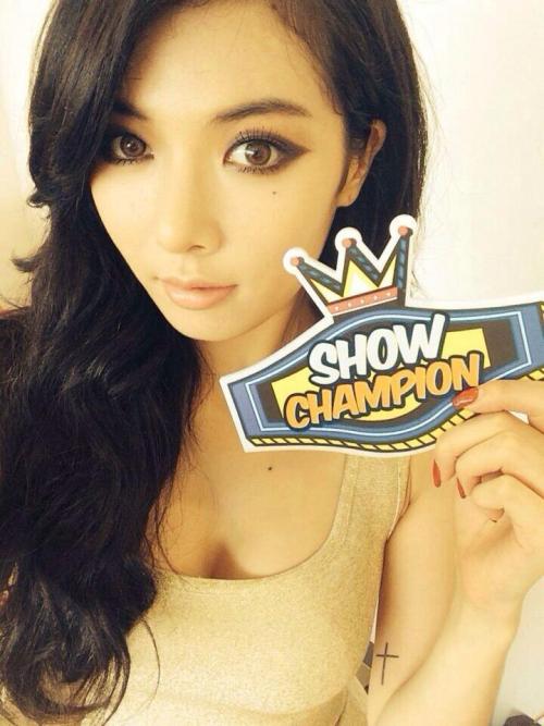 
140730 Hyuna @ Show Champion
