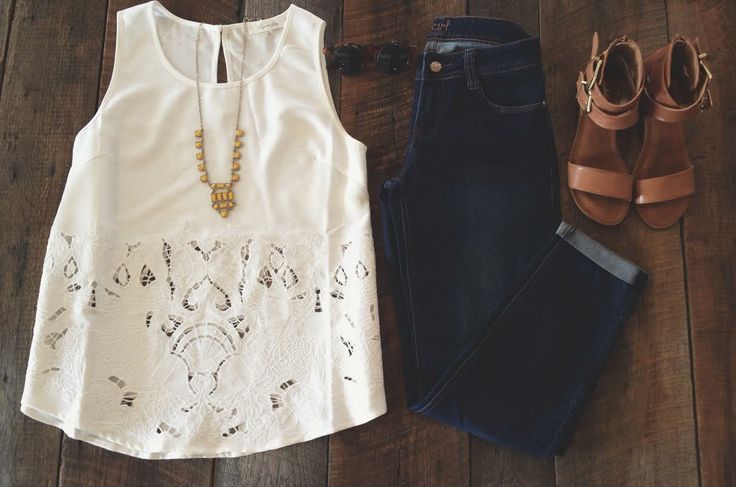 s-k-e-e-t:

the-jcrew-asian:

lace-and-cotton:

Obsessed with this!

love the entire outfit!


so simple but très chic