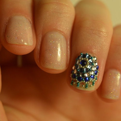 Some jeweled nails for today #notd #nails #nailart #nailporn...