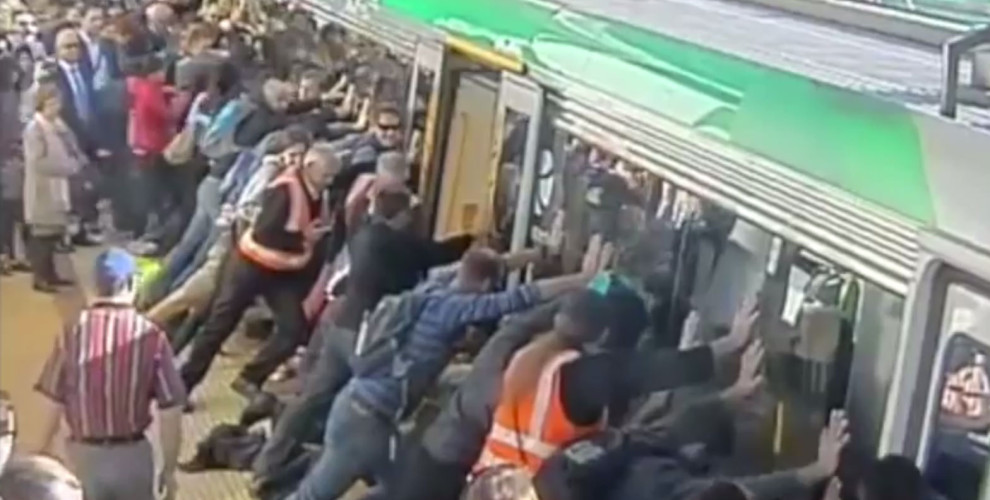 (via Commuters push a train off a trapped man in Perth: our faith in humanity is restored » Lost At E Minor: For creative people)