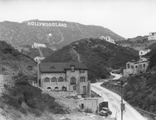 Hollywoodland. 