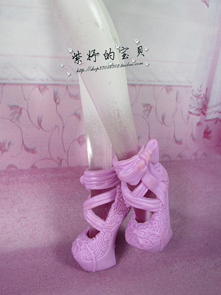 darth-alinart: 'zapatos duquesa en lila.  Bonito