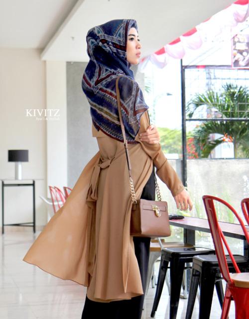 hijab-wearitright:

Fitri Aulia
