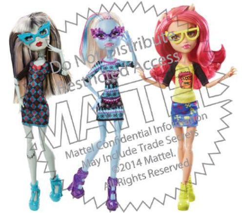 lucioworlds:

Not sure if someone posted this already, but OMG! i’m loving it!
Source: Monster High Collectors on Facebook