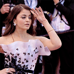 Your Jaw Will Literally Drop After Seeing These Pictures of Aishwarya Rai Bachchan