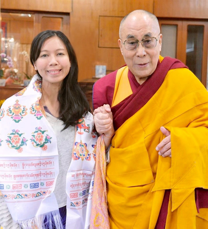 http://kitesforpeace.tumblr.com/post/102837743625/sharing-the-vision-of-peace-with-the-dalai-lama