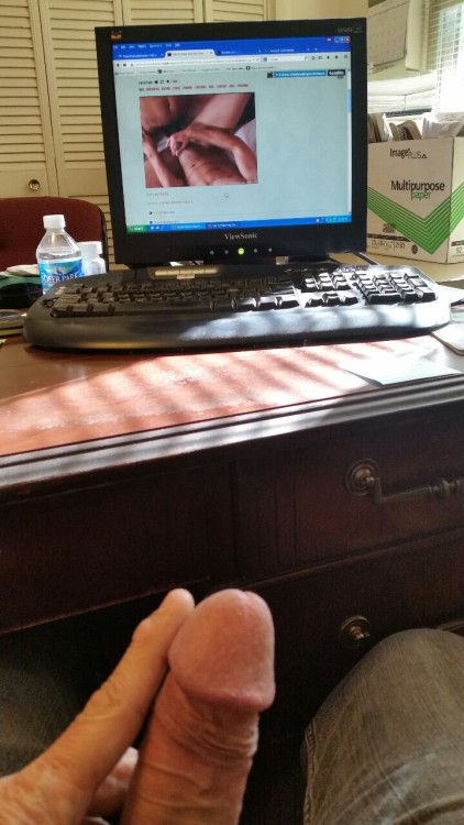 I have fucked a hot son on this desk… wish my fucking hot son who sent the message this morning was up on this desk in front of me right now! [Click here to watch the vid I was watching on my office computer]