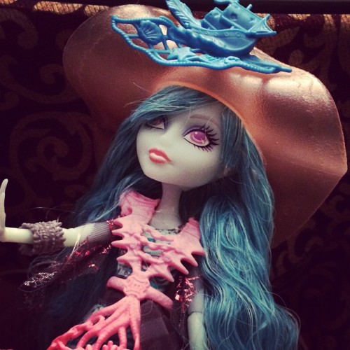 blaiseworld:

#vandala #monsterhigh #dolls #monster #high

I love her!