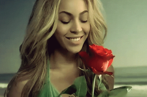Jay Z sent Beyonce 10,000 roses before her performance at the Super Bowl today