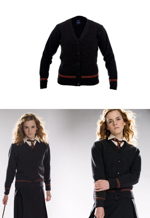 
 Emma wore a Lochaven of Scotland Cardigan as Hermione Granger in the Harry Potter movies.  Lochaven of Scotland Cardigan - £49.99
