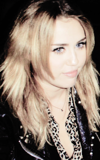 Miley Cyrus Tumblr_n7f9n5LHNO1sqaaz9o1_250