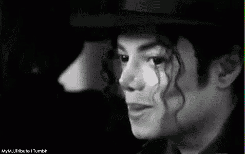 GIF su Michael Jackson. - Pagina 10 Tumblr_nilb84rOCF1shakx7o1_500