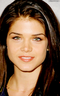 Marie Avgeropoulos Tumblr_n88mrrSt1a1sqaaz9o1_250