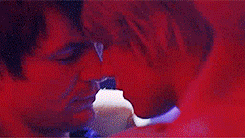Brian ♥ Justin (QAF US) #1: Parce que..."[they] gave them a prom they'll never forget." - Page 2 Tumblr_nk3kfq4hYg1thrsnxo9_250