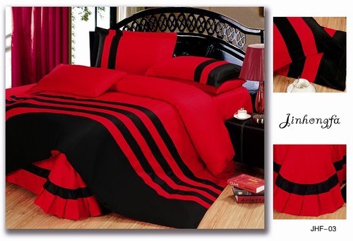 Black queen size comforter set