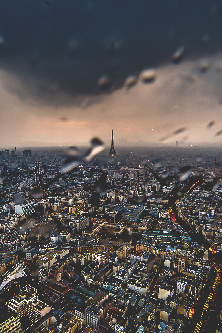 visualechoess: Rainy Paris Afternoon - by :Darwin E