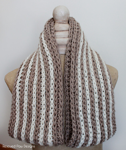 Striped Oversized Crochet Scarf :: Easy Crochet