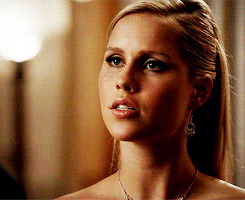 Claire Holt/კლერ ჰოლტი - Page 3 Tumblr_n7ad56rvTY1s818j4o5_250