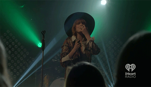 Survivor » Florence + The Machine - How Big, How Blue, How Beautiful [GANADOR|P7] - Página 7 Tumblr_npe95qJvKx1qhqhtfo2_500