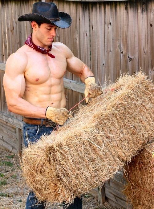 Country boy eddie christmas on the farm