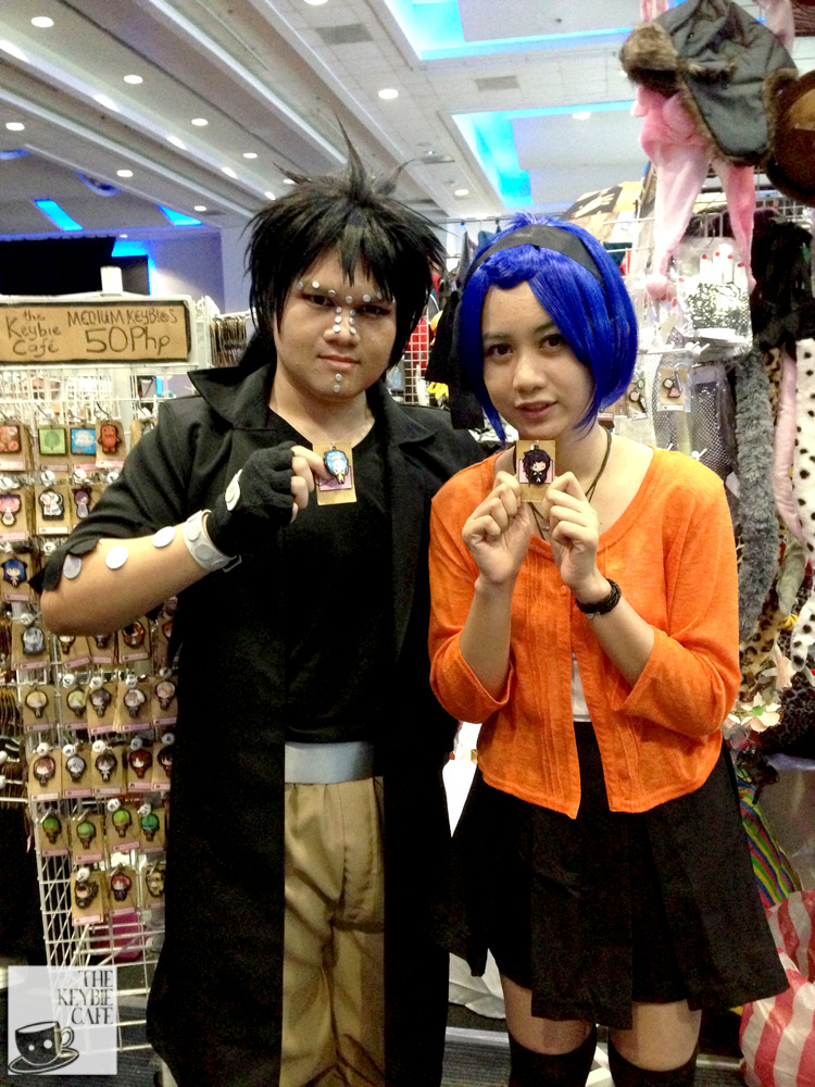 Uber uber cute cosplay of Fairy Tail's Gajeel Redfox and Levy McGarden with their keybie lookalikes!