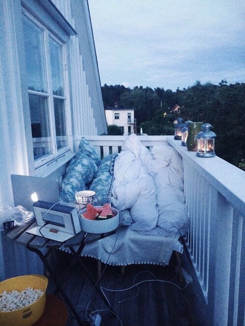 northern-proper: this looks so comfy and like absolute perfection.. 