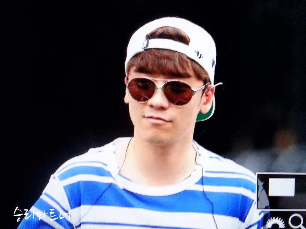 [14/8/14][Pho] BIGBANG tại YG Family concert sound party @ AIA REAL LIFE : NOW FESTIVAL 2014  Tumblr_naatfrz4mp1qbfg54o2_1280