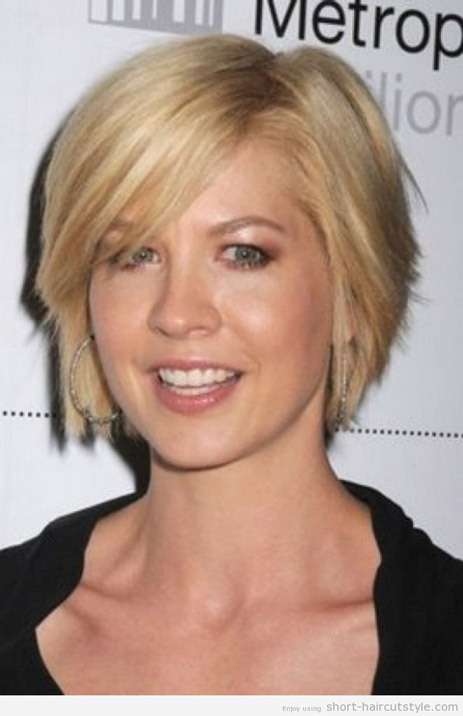 Short thick hairstyles for women over 50