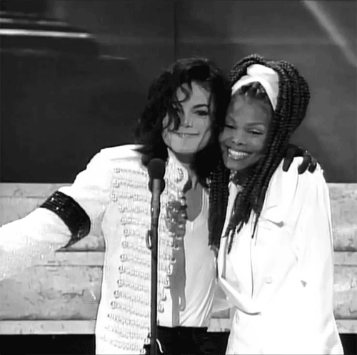 GIF su Michael Jackson. - Pagina 11 Tumblr_n25fkvXX3d1r339jko2_500
