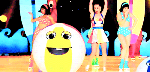Katy Perry » Super Bowl XLIX Halftime Show (Pág. 1) | 2 PREMIOS EMMY | 121.5M de espectadores [II] Tumblr_nj4kxv7w091qeu2t7o1_500