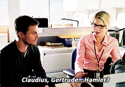 Oliver ♥ Felicity because "You opened up my heart in a way I didn’t even know was possible" Tumblr_mpgidyIcLC1s239dso5_250