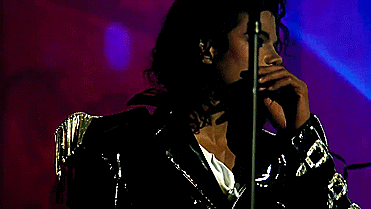 GIF su Michael Jackson. - Pagina 11 Tumblr_nm3m26E2Ex1tcrtxjo1_400