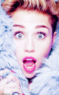 Miley Cyrus Tumblr_n7q5afjw531sqaaz9o5_250