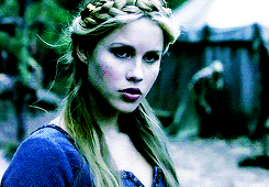 Claire Holt/კლერ ჰოლტი - Page 3 Tumblr_n719ueD12a1spvesyo5_250