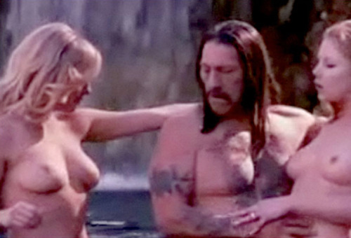 Lindsay lohan machete topless