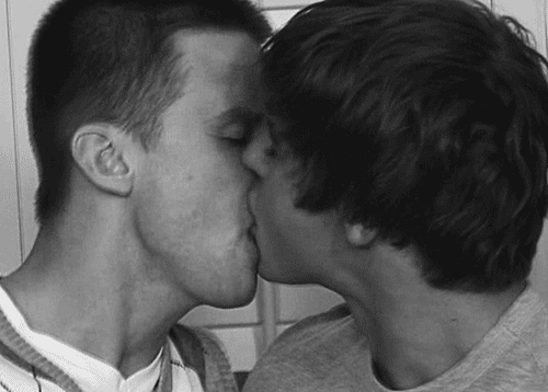 Gay Guys Tongue Kissing 62