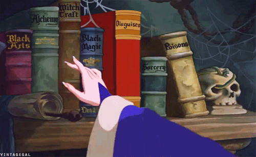 stoneygamer:  disney-garden:  dreaming-witheyesclosed:  I like how in old animation, you knew what object the characters would interact with. Because they were significantly less detailed than the stationary objects around them.  i’m so glad i’m not the only one who noticed..  that was always the first thing I noticed when watching cartoons